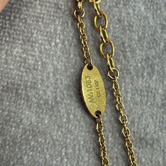 Louis Vuitton V Essentials Goldtone Necklace - Picture 8 of 9